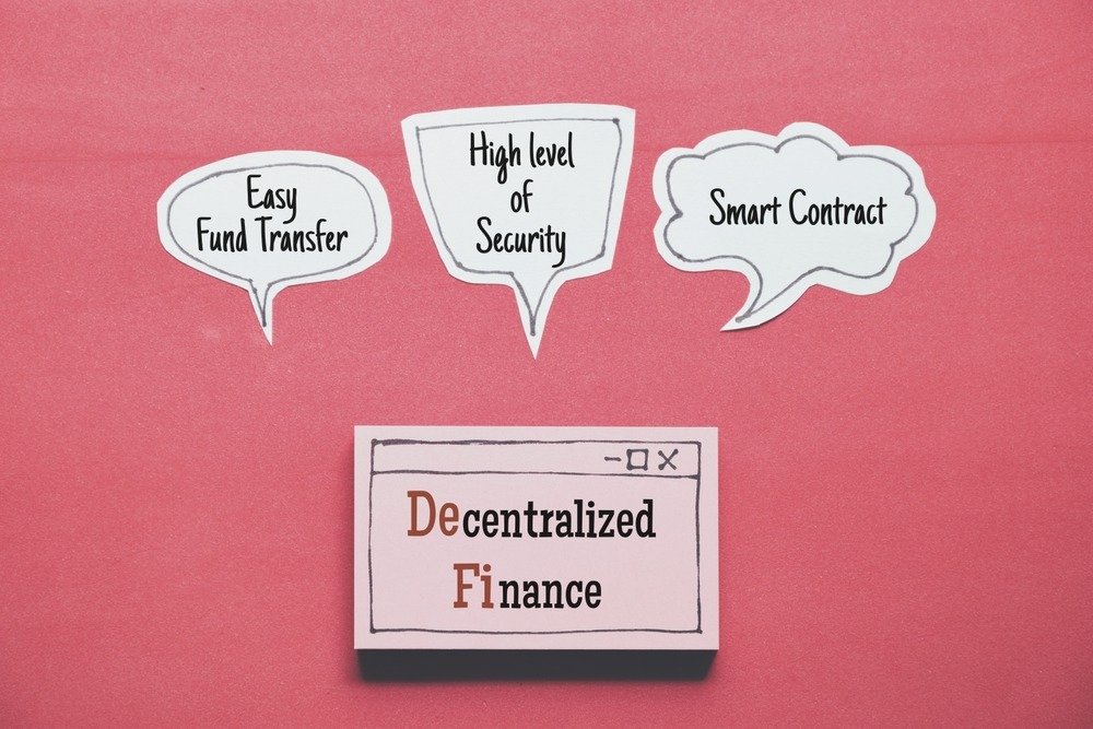 Hand drawn web browser with the text Decentralized Finance (DeFi) and it's key advantages in speech bubbles.